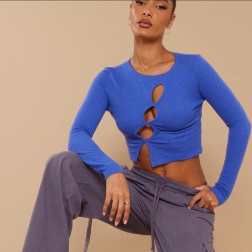 NWT PrettyLittleThing Blue Cut Out Top size 6